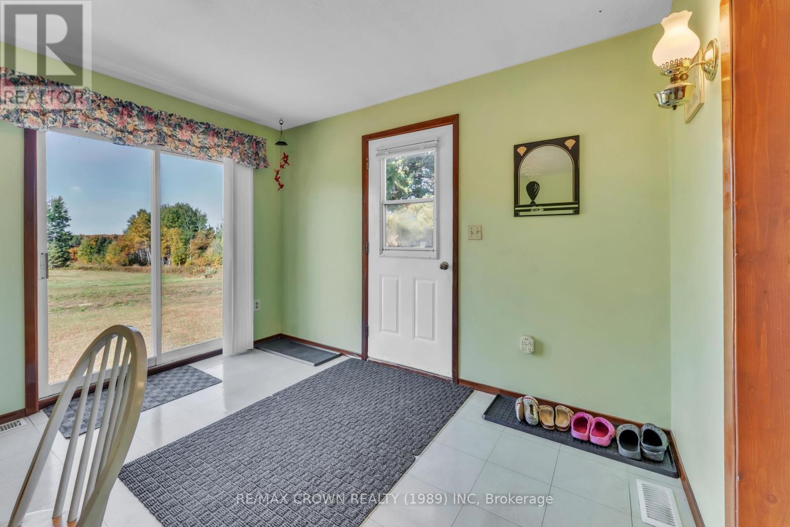 936 Laplante Road, Bonfield, ON - Indoor Photo Showing Other Room