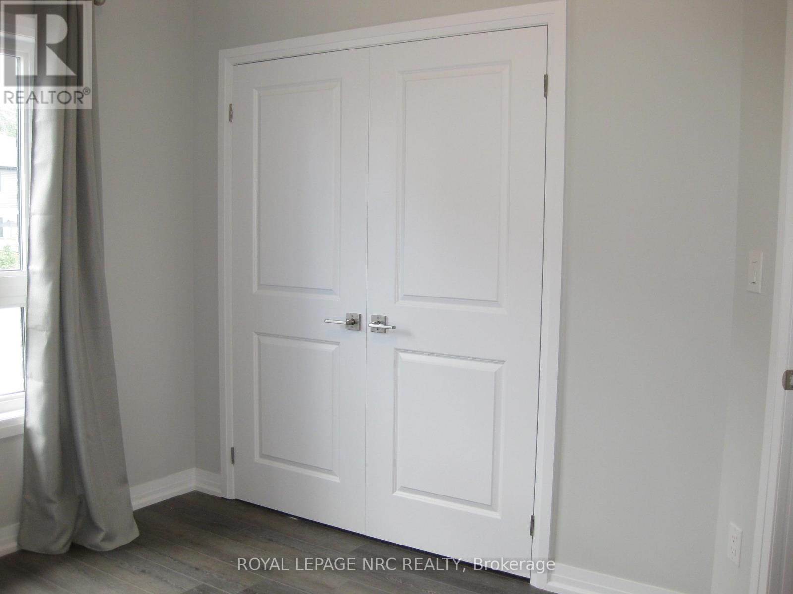 70 - 6705 Cropp Street, Niagara Falls (Morrison), ON - Indoor Photo Showing Other Room