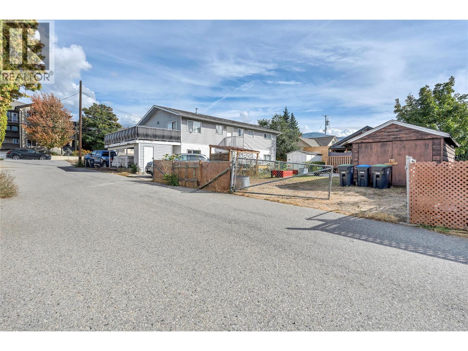 573 Jermyn Avenue, Penticton, BC - Outdoor