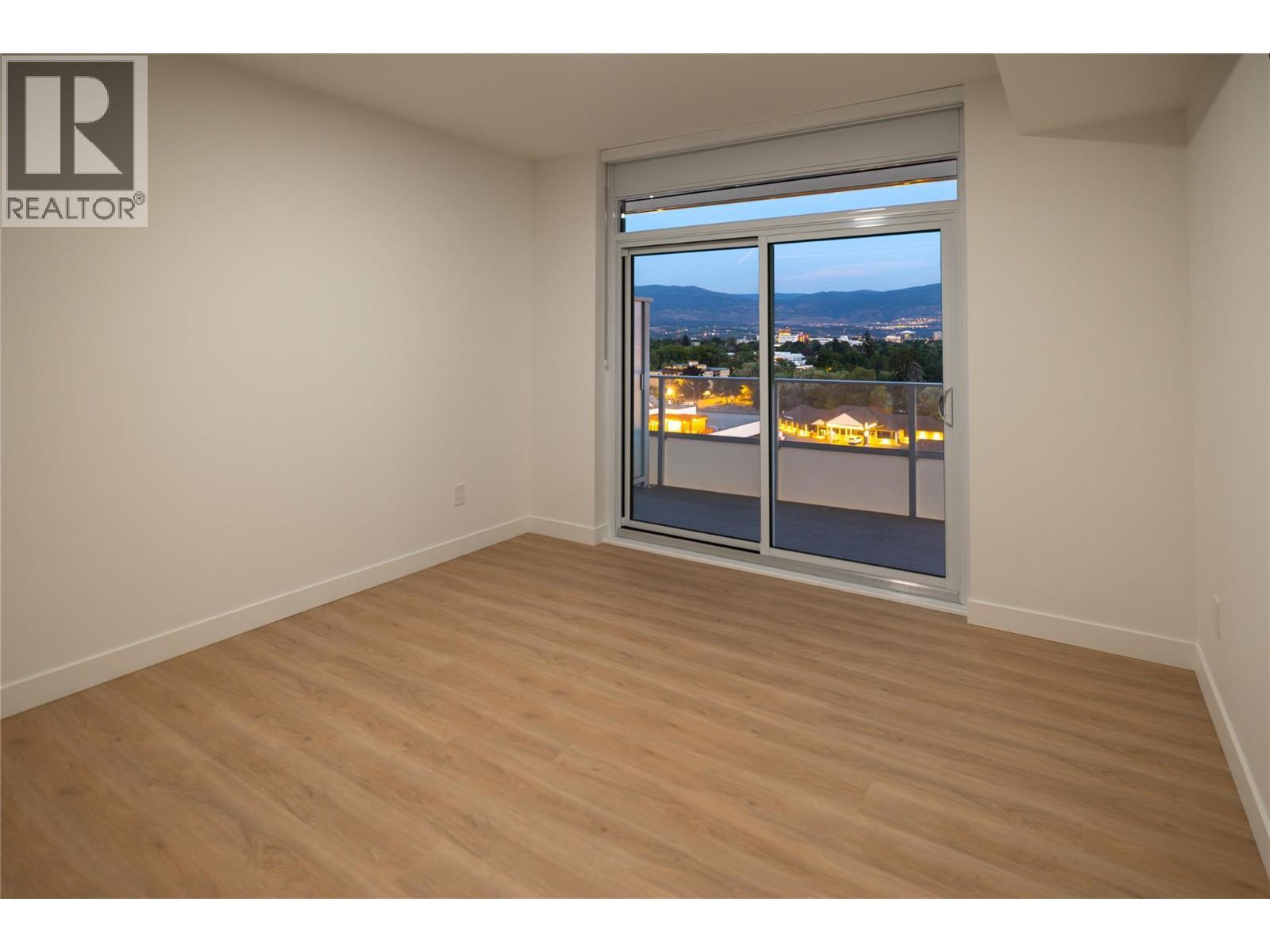 238 Leon Avenue Unit# 707, Kelowna, BC - Indoor Photo Showing Other Room