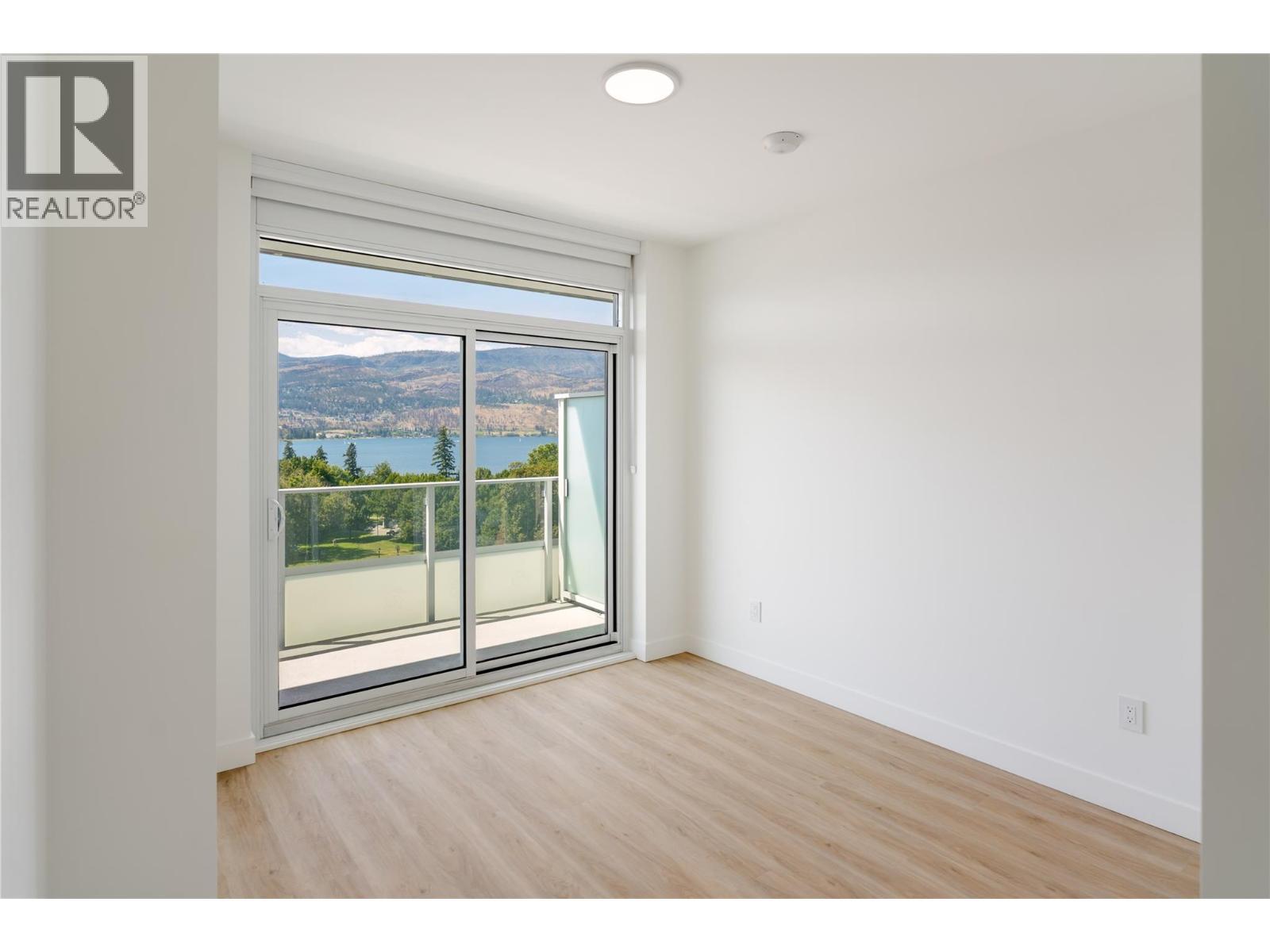 238 Leon Avenue Unit# 707, Kelowna, BC - Indoor Photo Showing Other Room