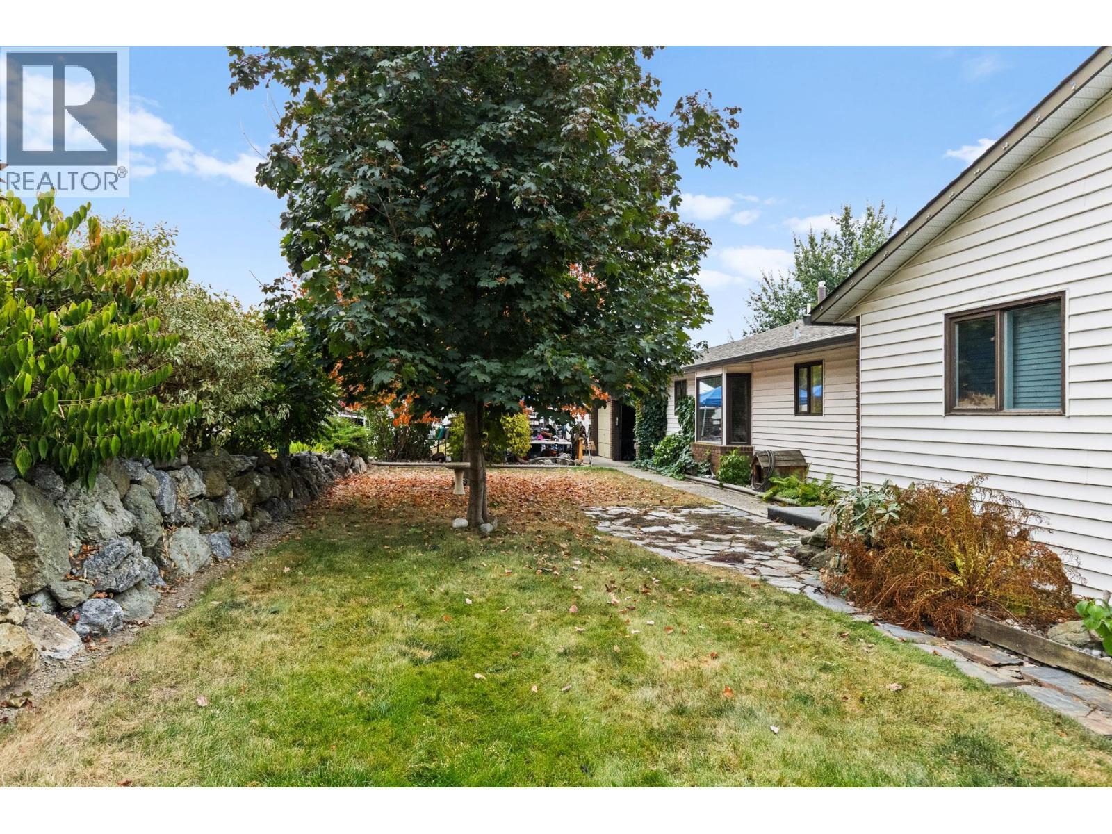 230 Cypress Drive, Coldstream, BC - Outdoor