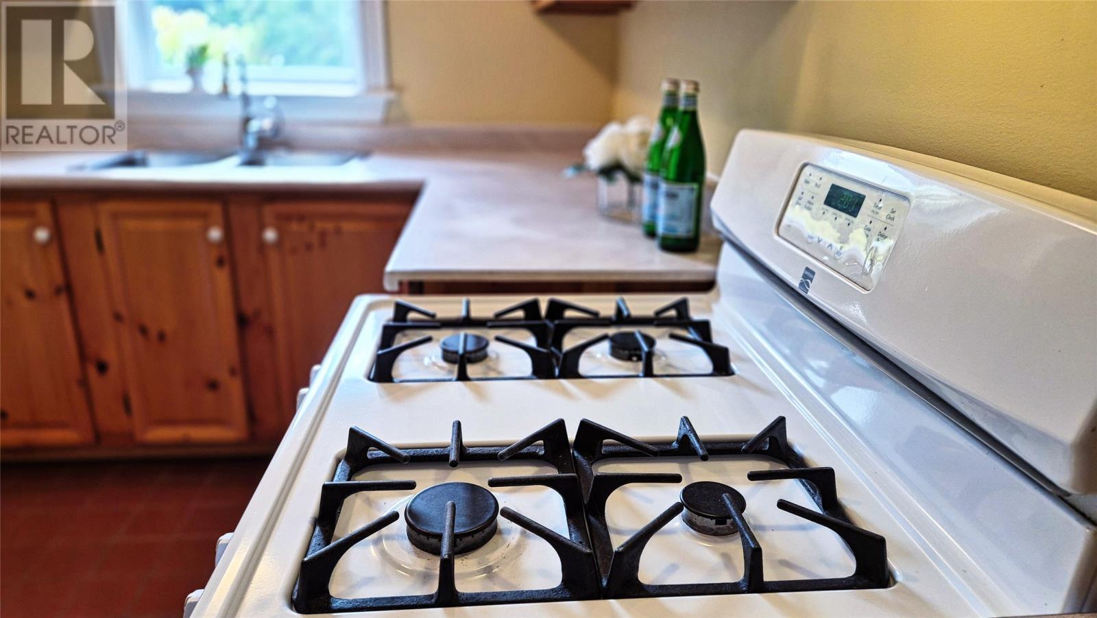 52-54 St Johns Road, Bay Bulls, NL - Indoor