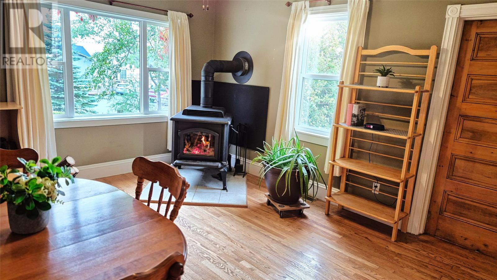 52-54 St Johns Road, Bay Bulls, NL - Indoor Photo Showing Dining Room