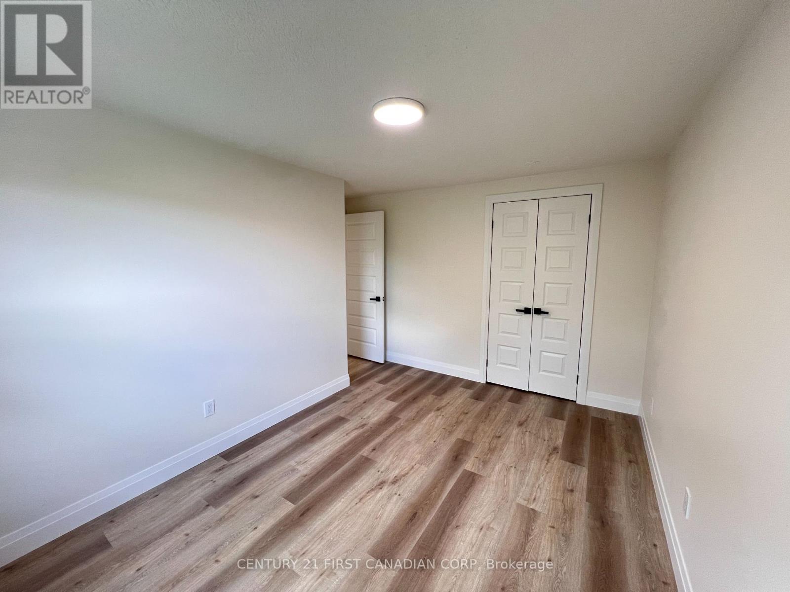 5 Chiddington Gate, London South (South R), ON - Indoor Photo Showing Other Room