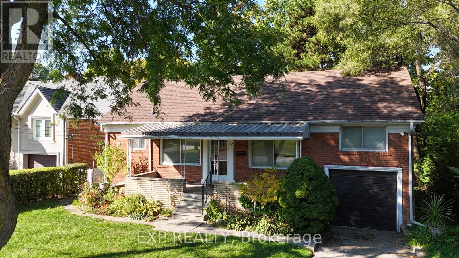 16 King Georges Drive W, Toronto, ON - Outdoor