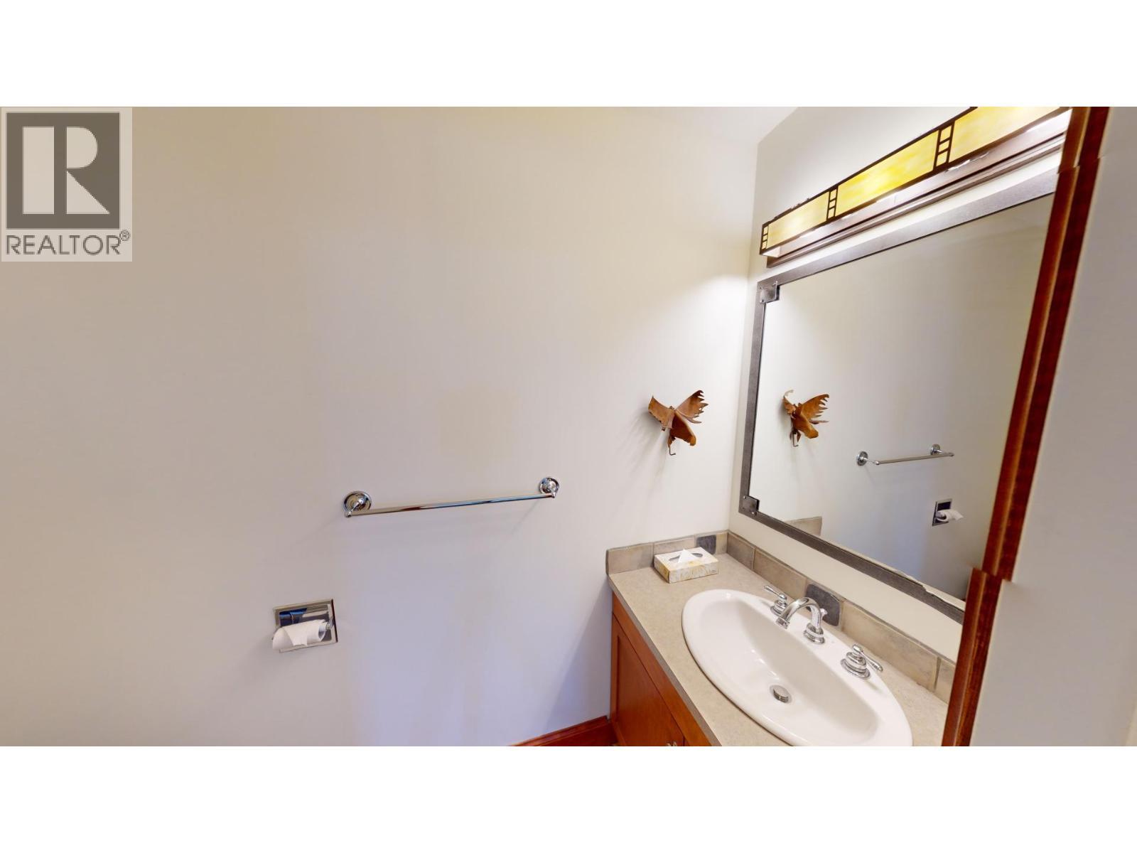 4559 Timberline Crescent Unit# 541, Fernie, BC - Indoor Photo Showing Bathroom