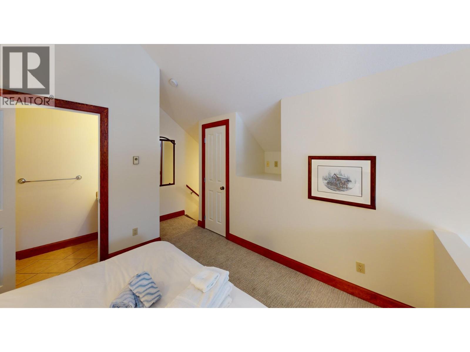 4559 Timberline Crescent Unit# 541, Fernie, BC - Indoor