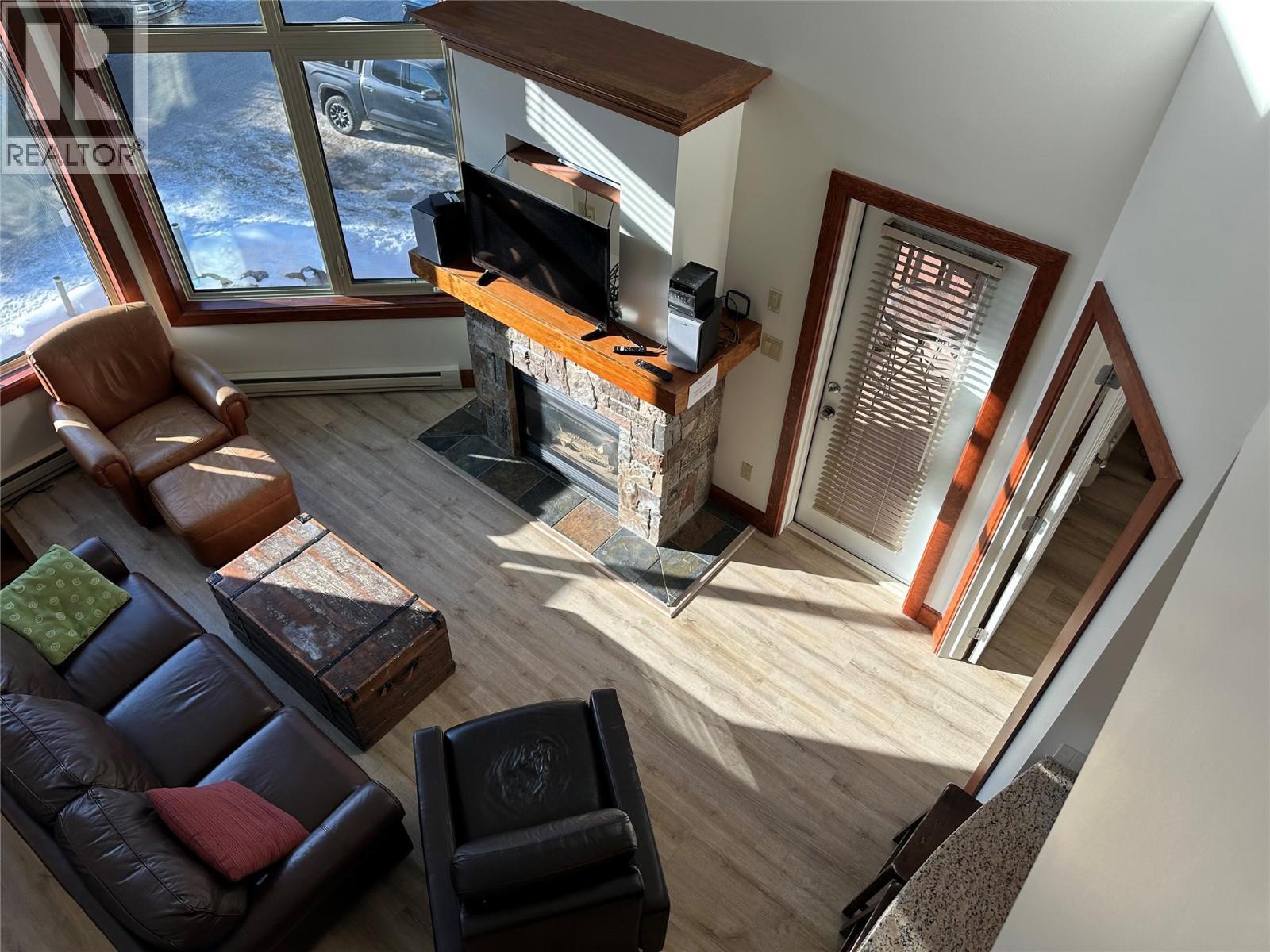 4559 Timberline Crescent Unit# 541, Fernie, BC - Indoor With Fireplace