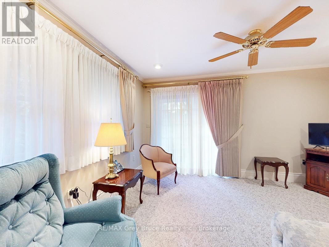 714 4Th Avenue E, Owen Sound, ON - Indoor