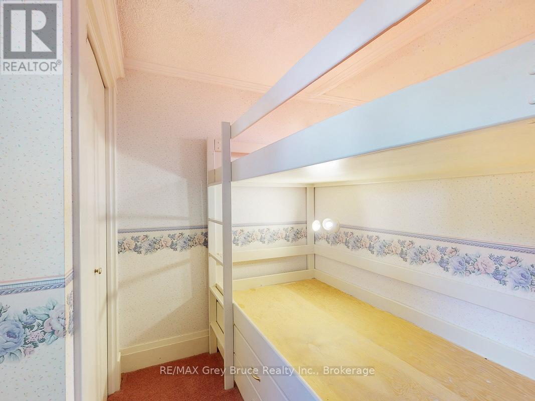 714 4Th Avenue E, Owen Sound, ON - Indoor