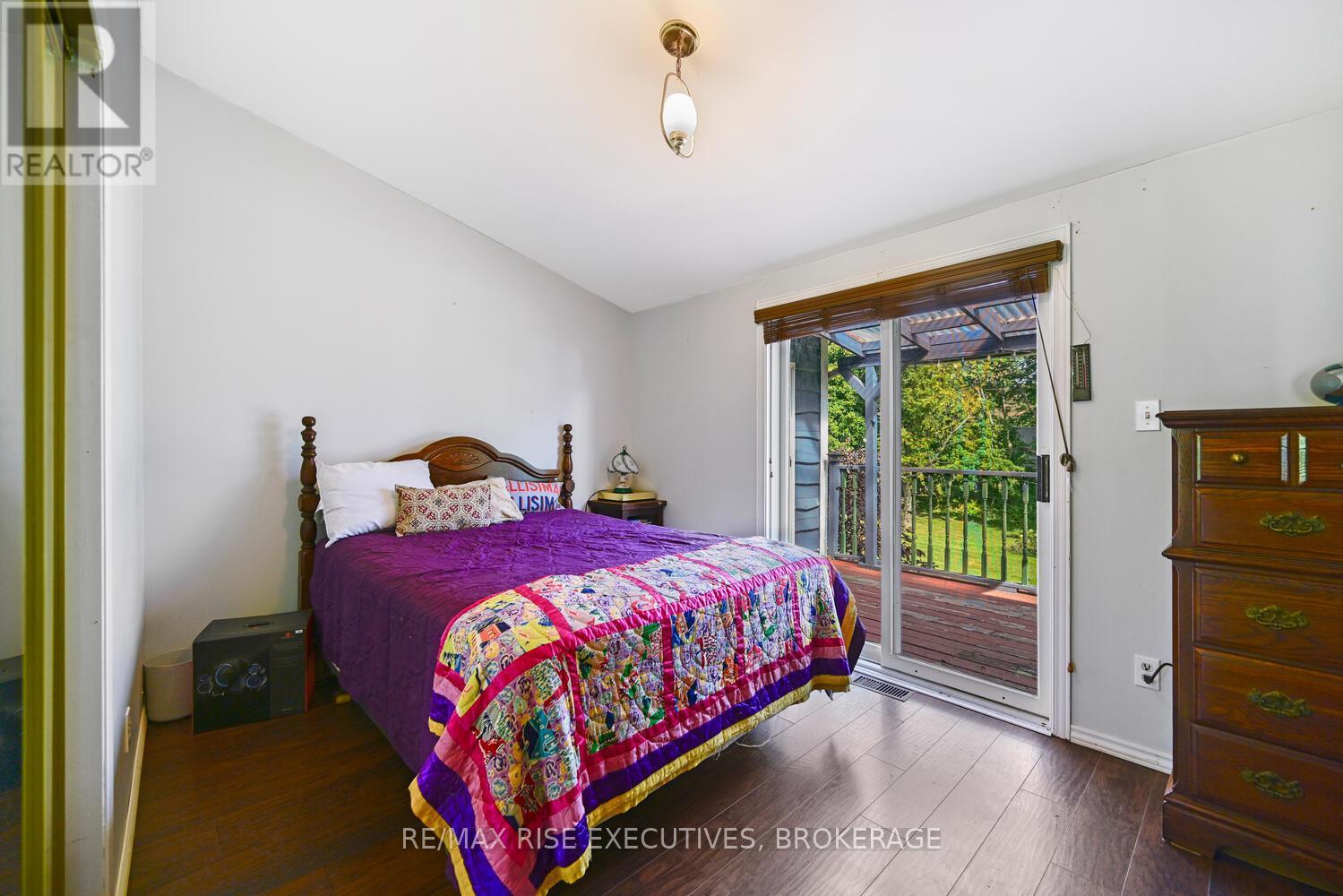 1578 County Road 2, Augusta, ON - Indoor Photo Showing Bedroom