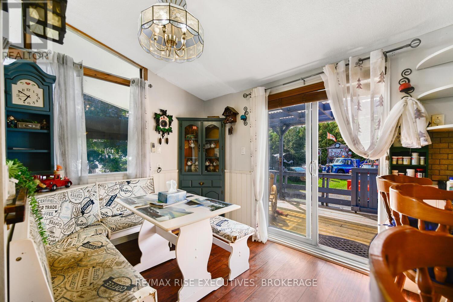 1578 County Road 2, Augusta, ON - Indoor