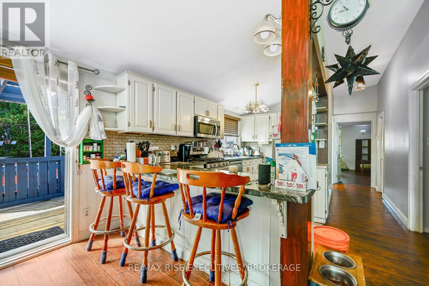 1578 County Road 2, Augusta, ON - Indoor