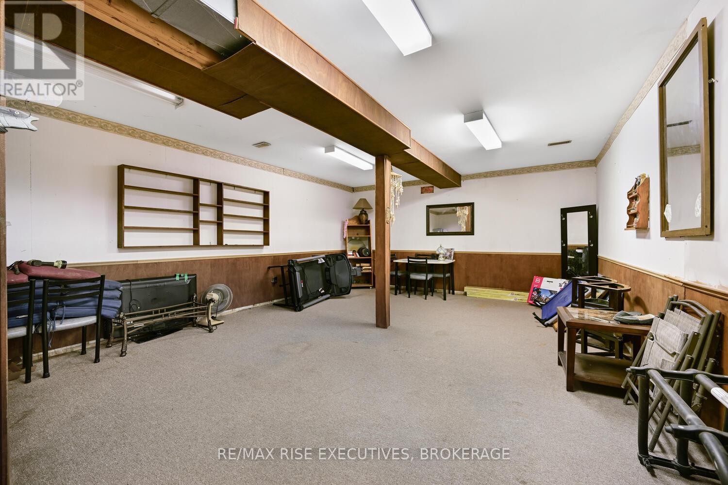 1578 County Road 2, Augusta, ON - Indoor Photo Showing Other Room