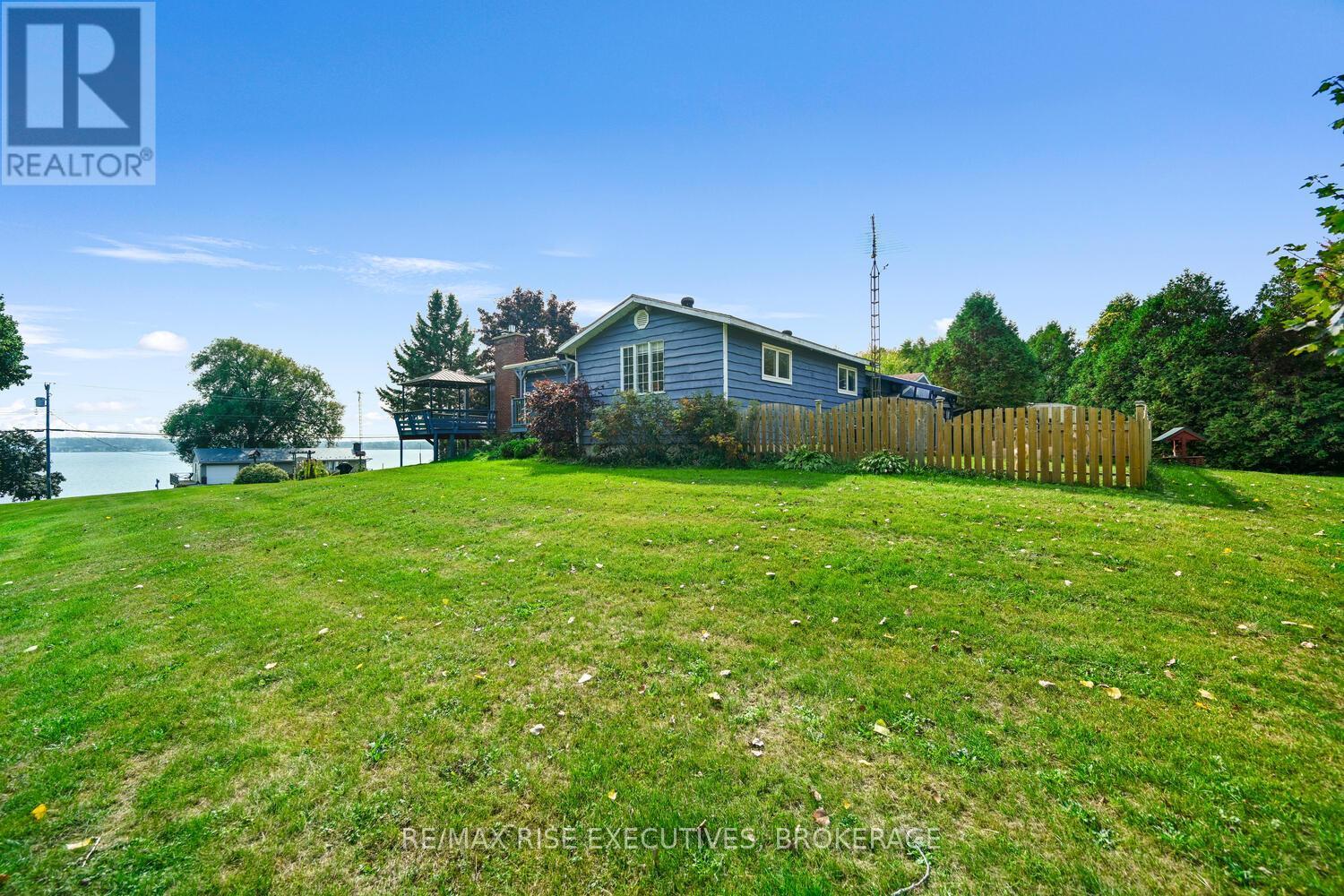 1578 County Road 2, Augusta, ON - Outdoor