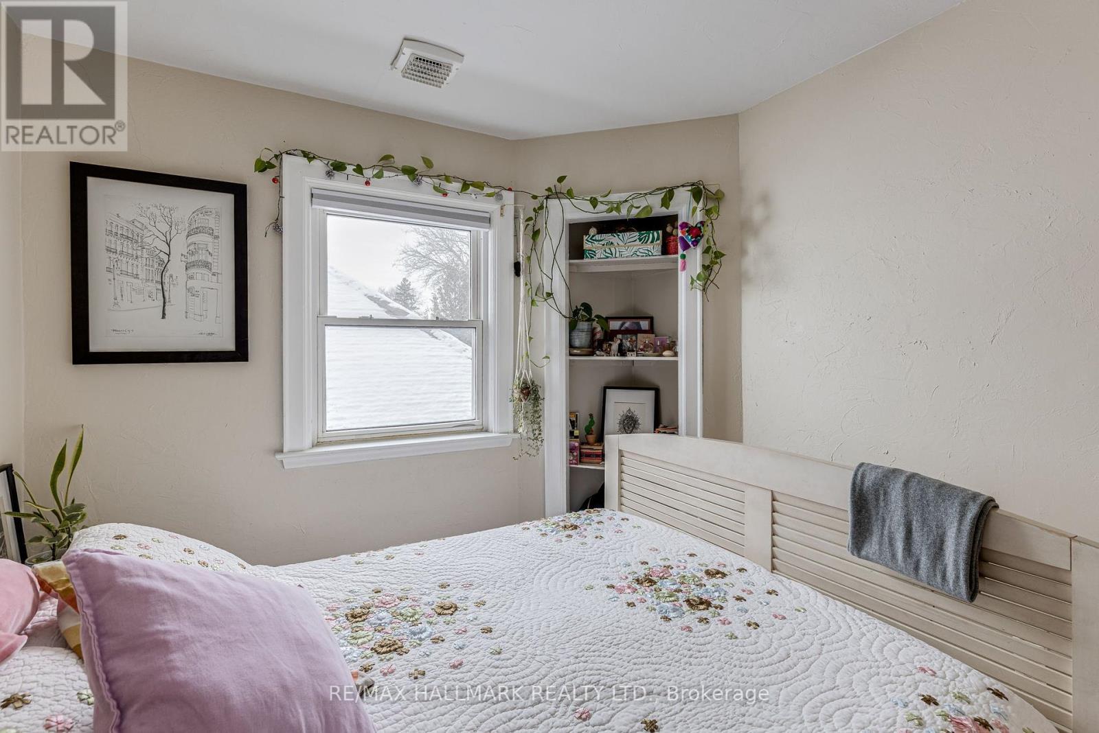 329 Vaughan Road, Toronto, ON - Indoor Photo Showing Bedroom