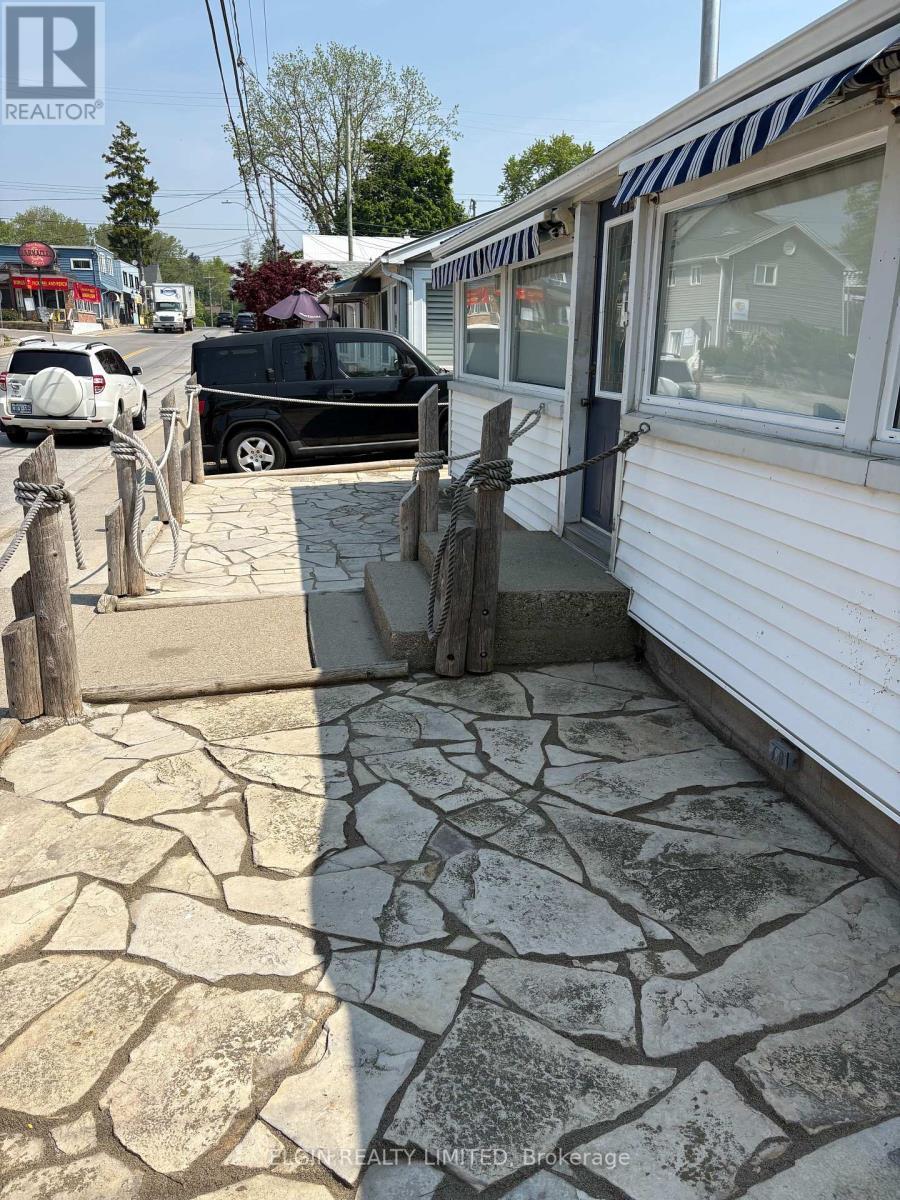 159 William Street, Central Elgin, ON - Outdoor