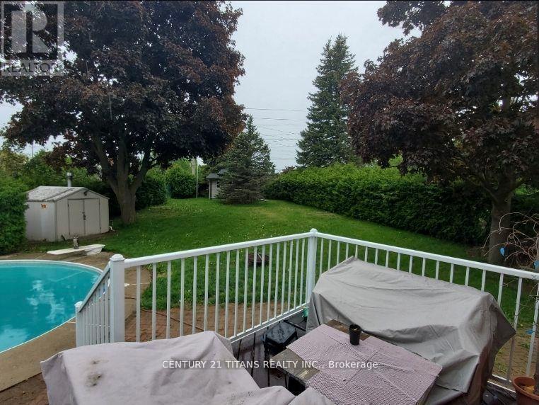 Main - 349 Carnaby Court, Oshawa, ON - Outdoor With In Ground Pool With Deck Patio Veranda With Backyard