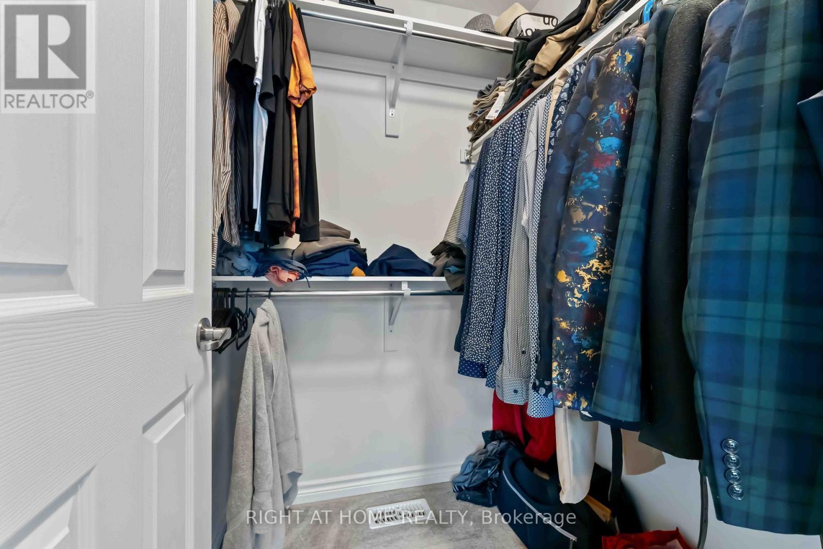 411 Gerardia Lane, Ottawa, ON - Indoor With Storage