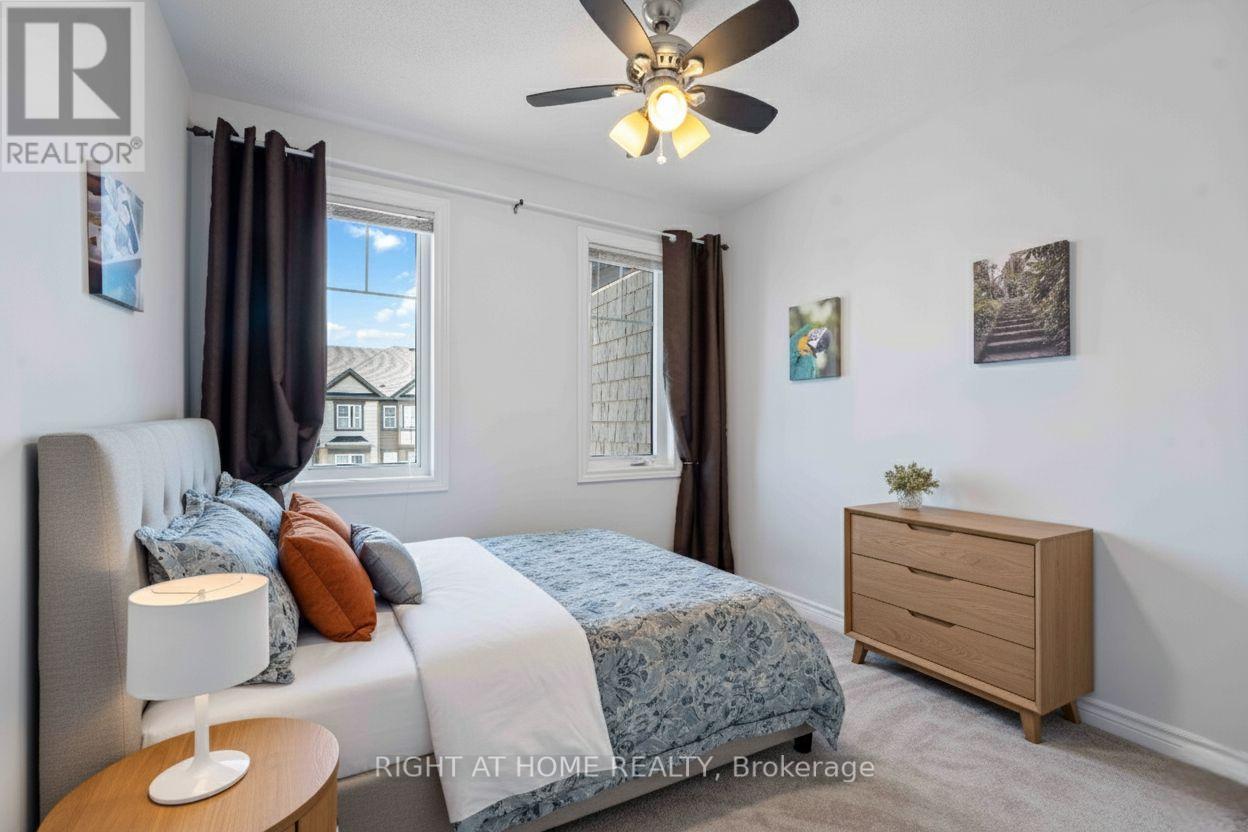 411 Gerardia Lane, Ottawa, ON - Indoor Photo Showing Bedroom
