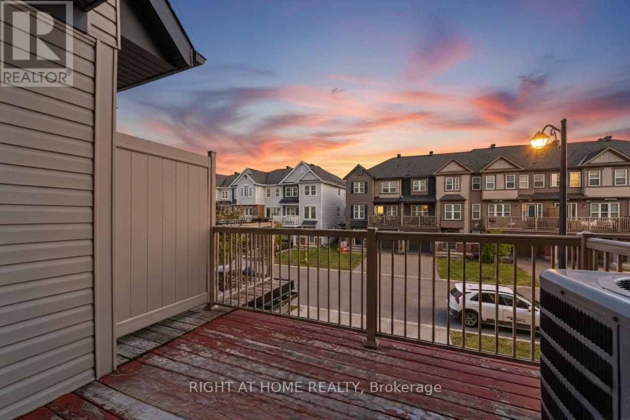 411 Gerardia Lane, Ottawa, ON - Outdoor With Balcony With Exterior