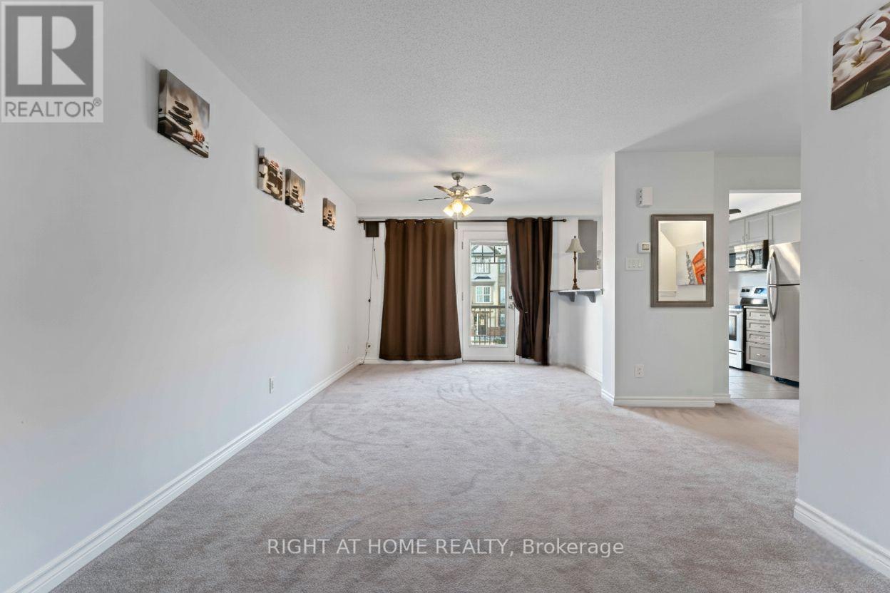 411 Gerardia Lane, Ottawa, ON - Indoor Photo Showing Other Room
