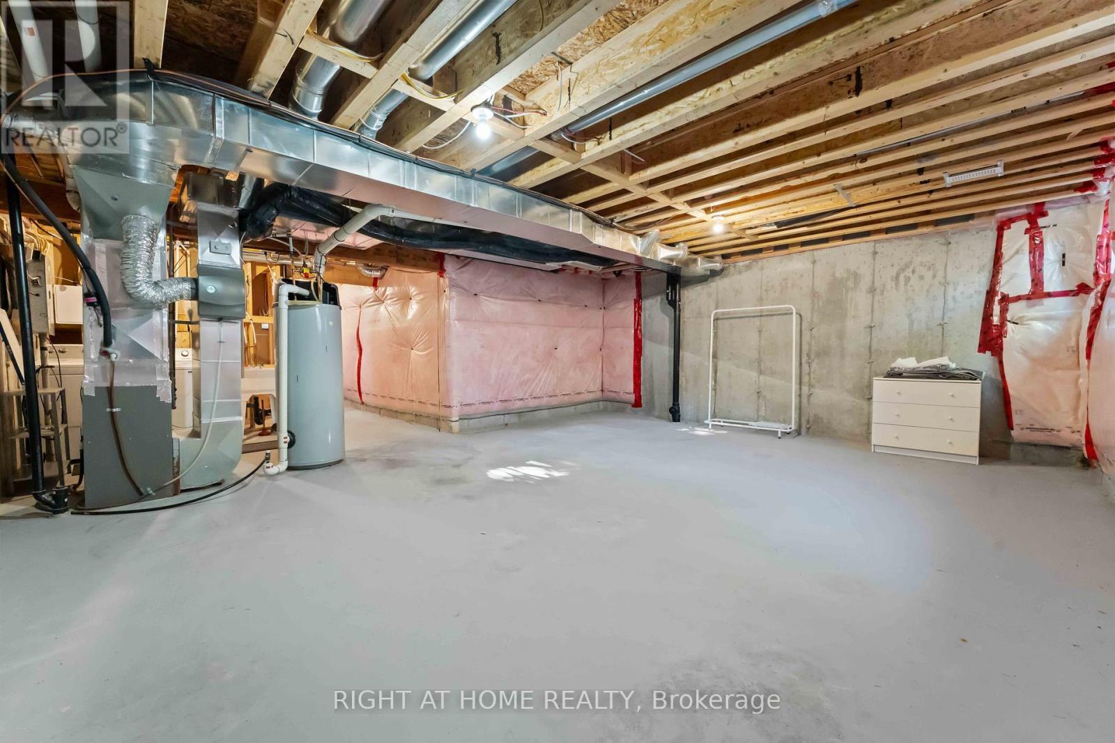 113 Maestro Avenue, Ottawa, ON - Indoor Photo Showing Basement