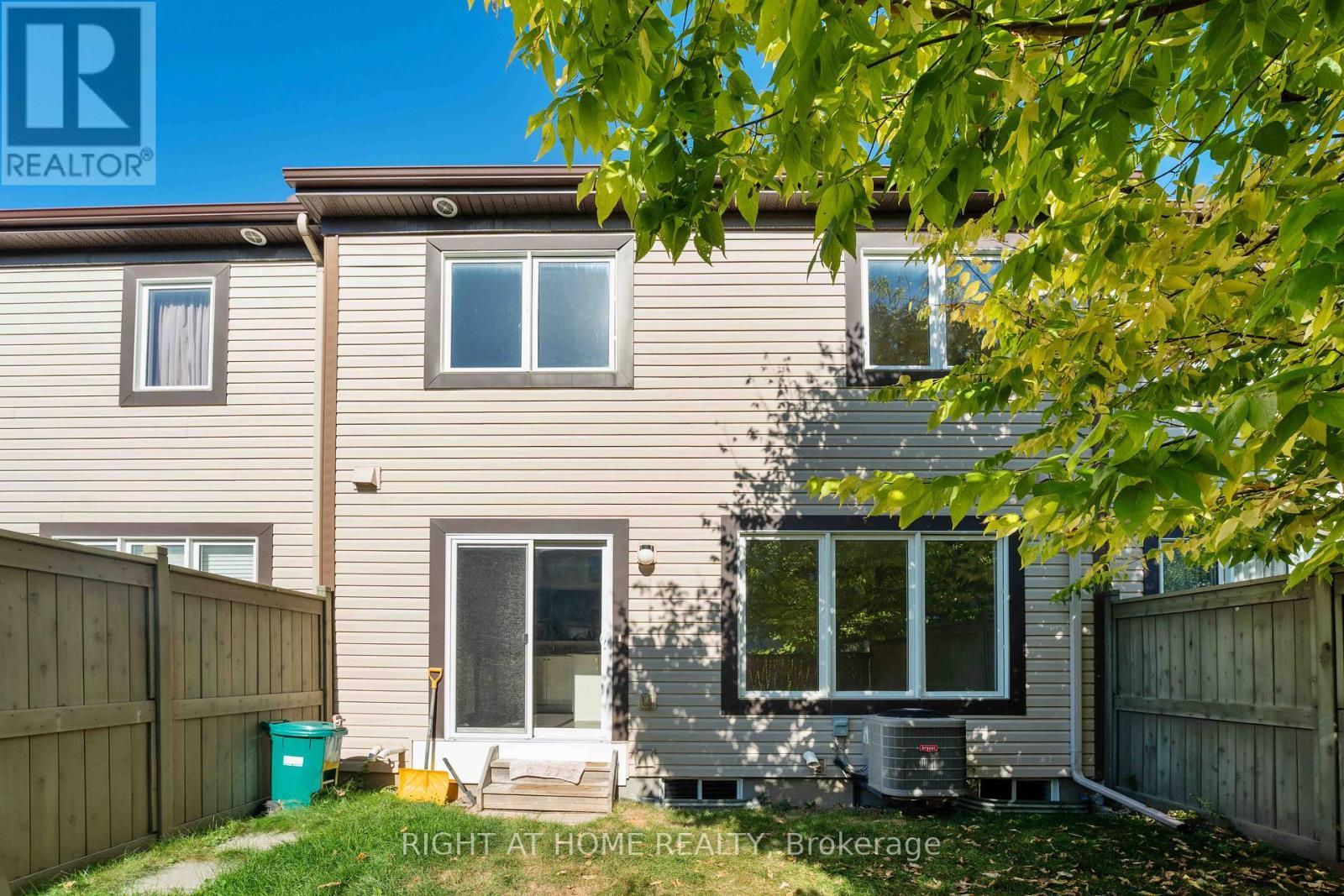 113 Maestro Avenue, Ottawa, ON - Outdoor