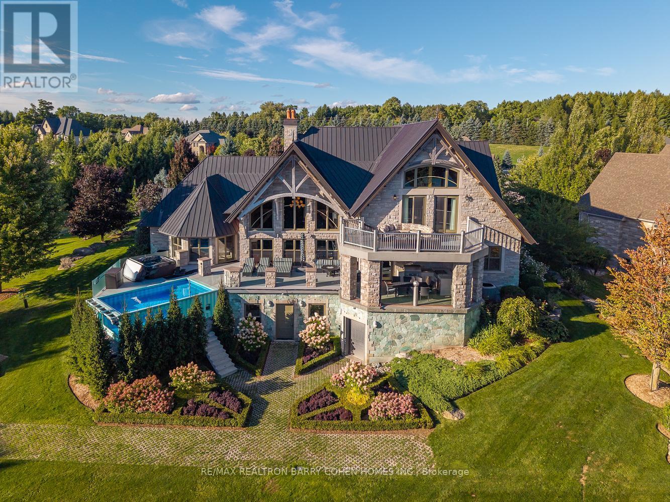 35 Daymond Drive, Puslinch, ON - Outdoor