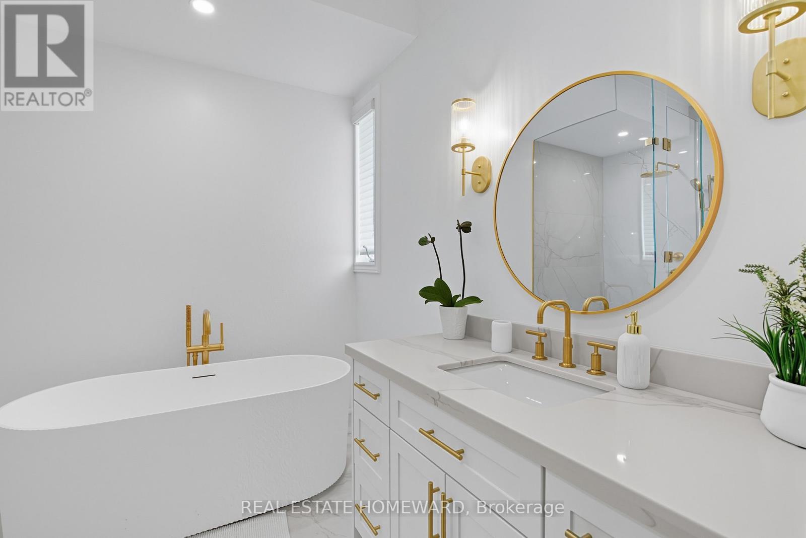 11 Loon Harbour Way, Markham, ON - Indoor Photo Showing Bathroom