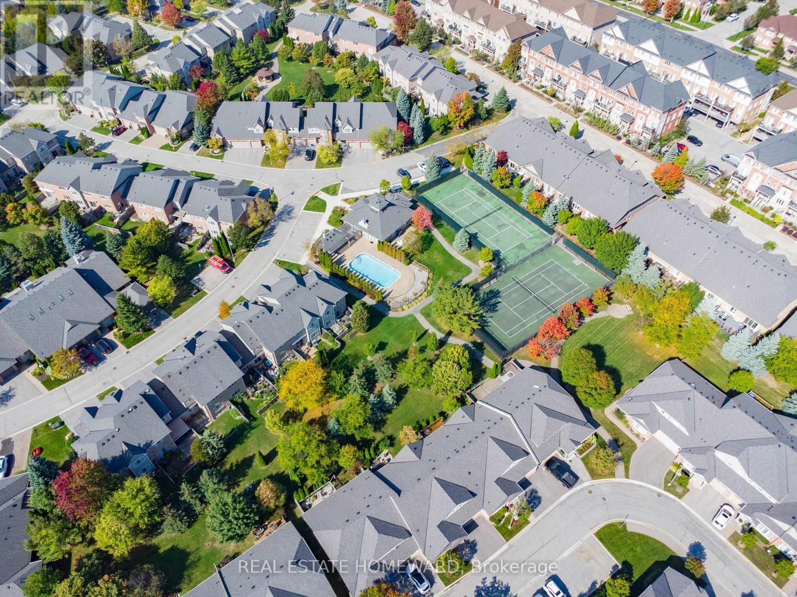 11 Loon Harbour Way, Markham, ON - Outdoor With View