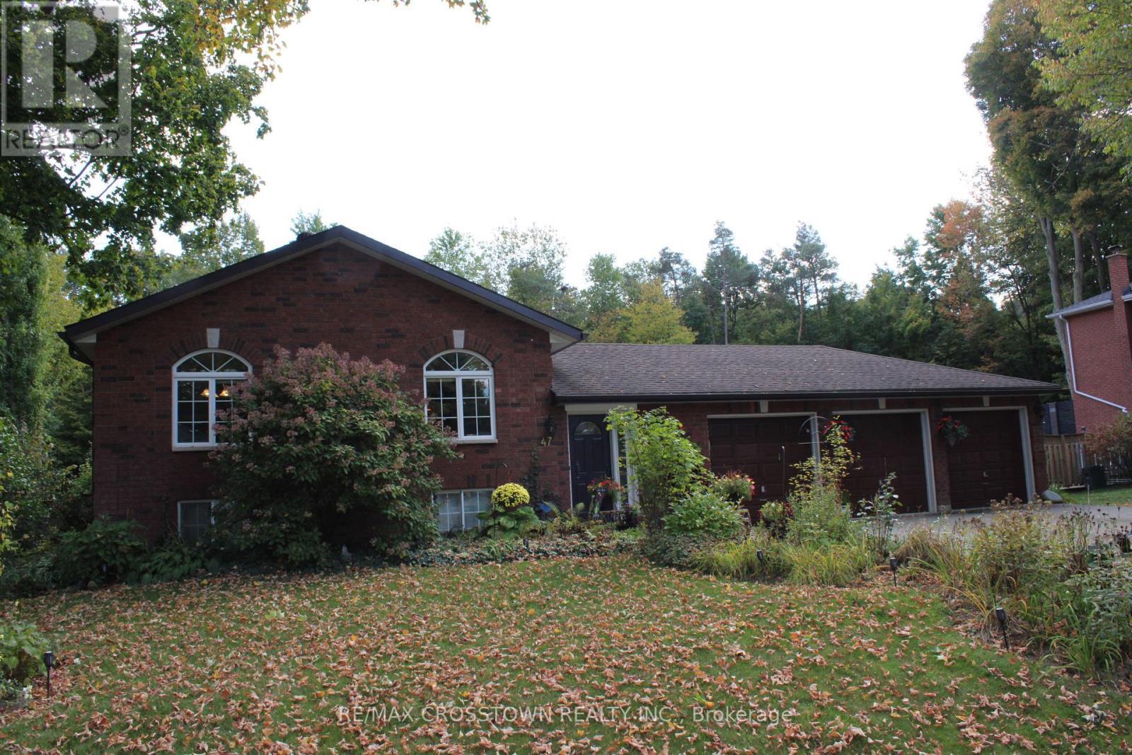 Front - 47 Pine Park Boulevard, Adjala-Tosorontio, ON - Outdoor