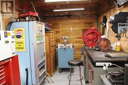 Garage workshop -