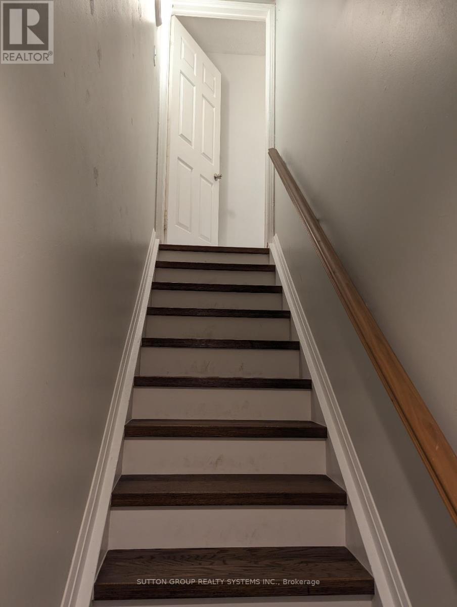 6005 Tenth Line W, Mississauga, ON