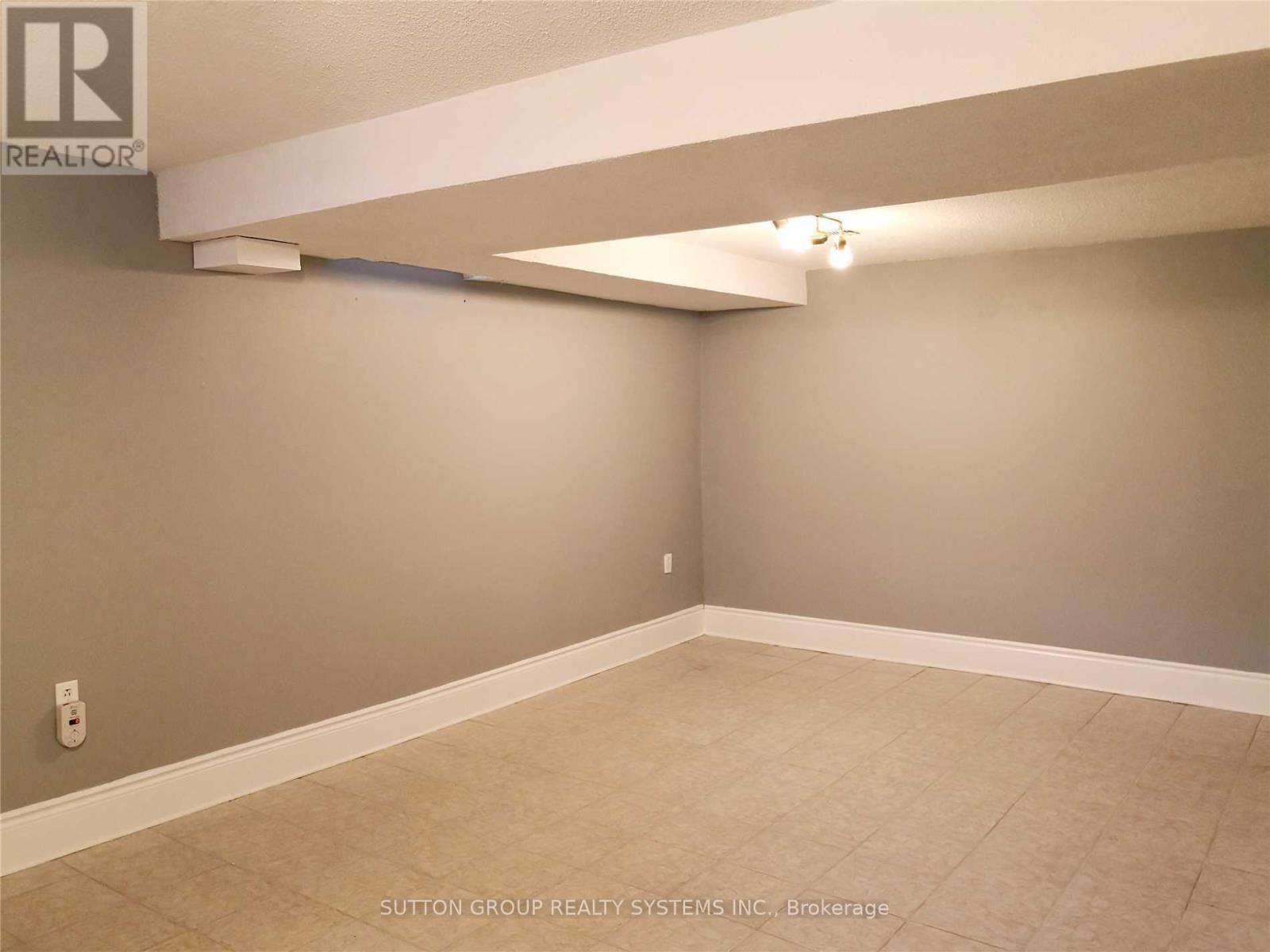 6005 Tenth Line W, Mississauga, ON