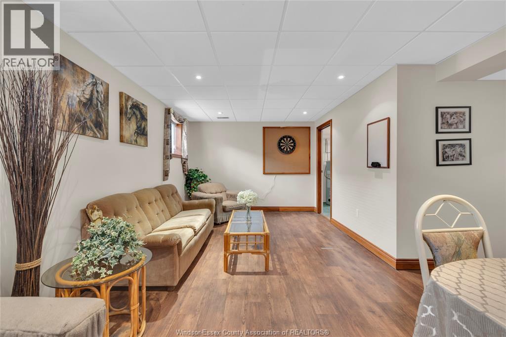 2395 Youngstown Street, Windsor, ON - Indoor