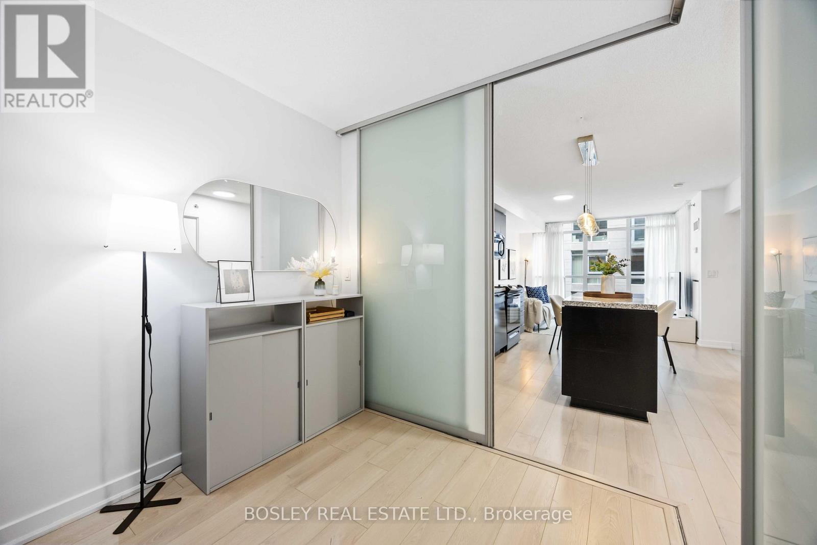 512 - 21 Nelson Street, Toronto, ON - Indoor Photo Showing Other Room