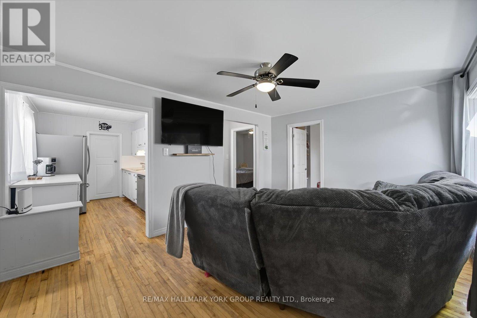 24 Churchill Crescent, Kawartha Lakes, ON - Indoor