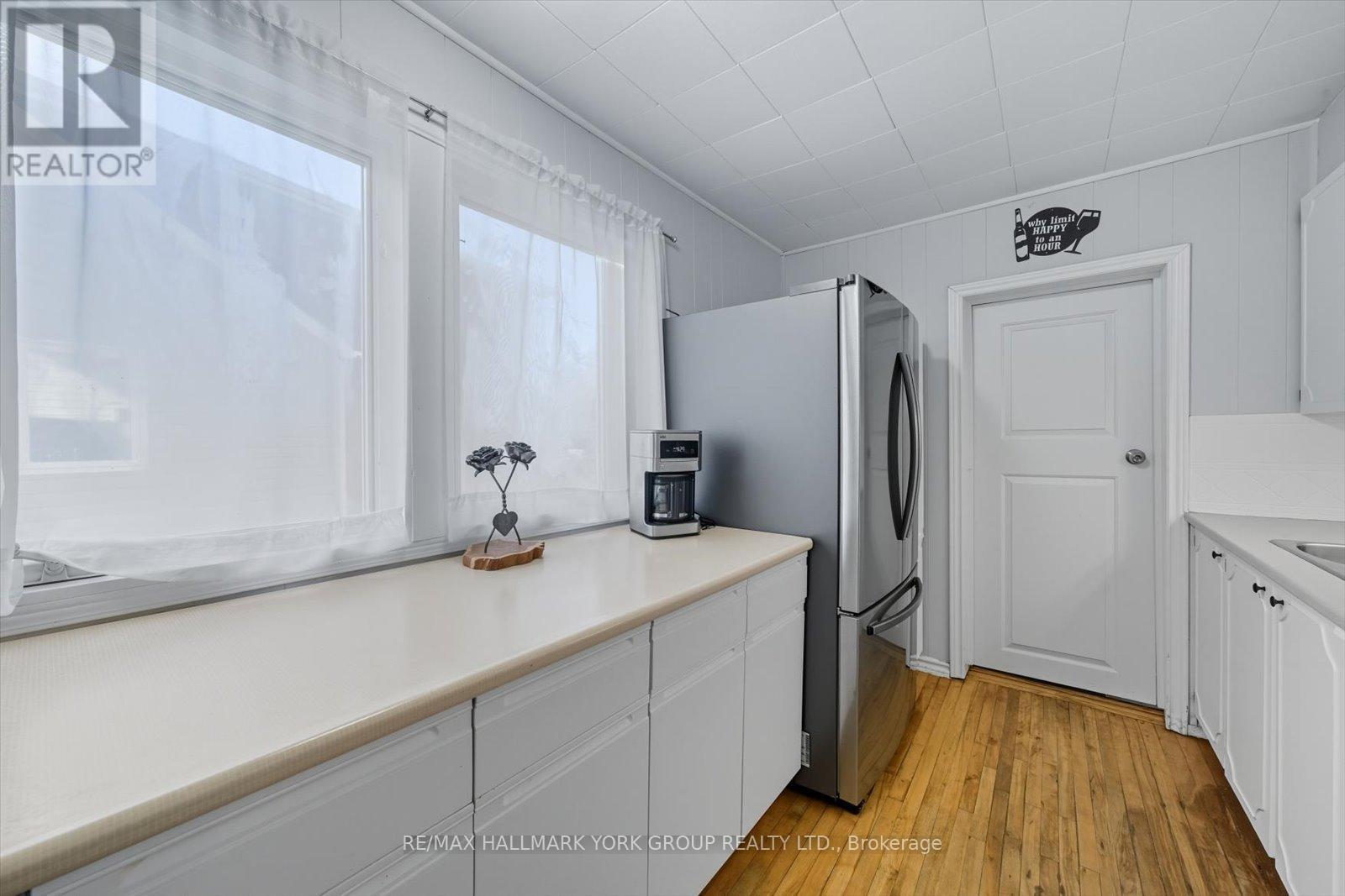 24 Churchill Crescent, Kawartha Lakes, ON - Indoor Photo Showing Kitchen