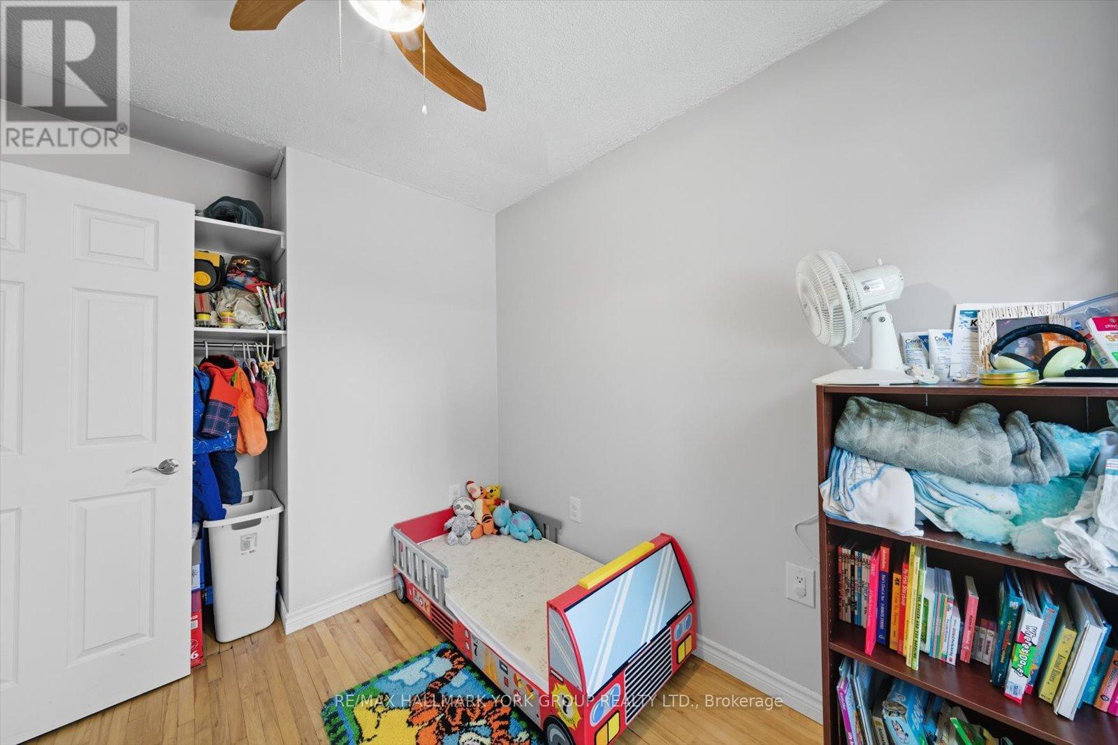 24 Churchill Crescent, Kawartha Lakes, ON - Indoor Photo Showing Bedroom