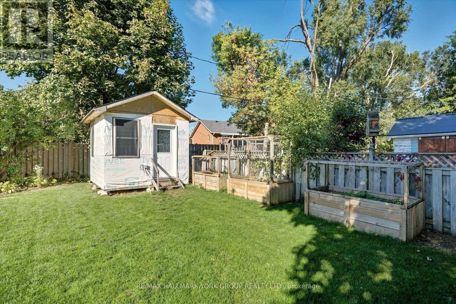 24 Churchill Crescent, Kawartha Lakes, ON - Outdoor