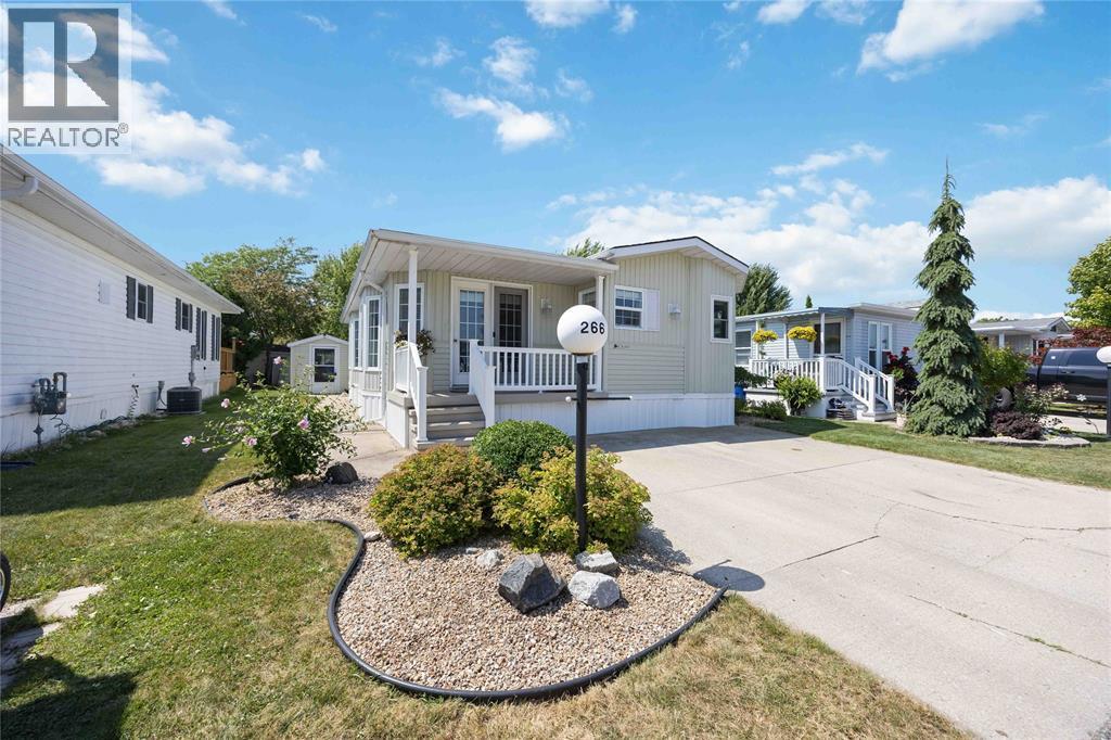 5700 Blackwell Sideroad Unit# 266, Sarnia, ON - Outdoor