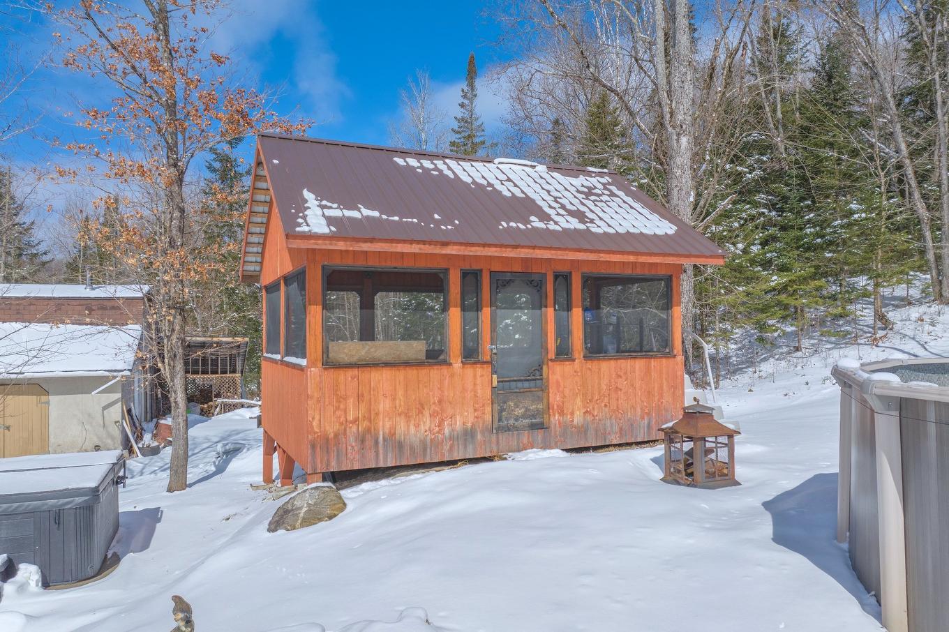 Solarium/Sunroom - 23 - 23A Ch. Du Lac-Allard, Lac-Saguay, QC - Outdoor