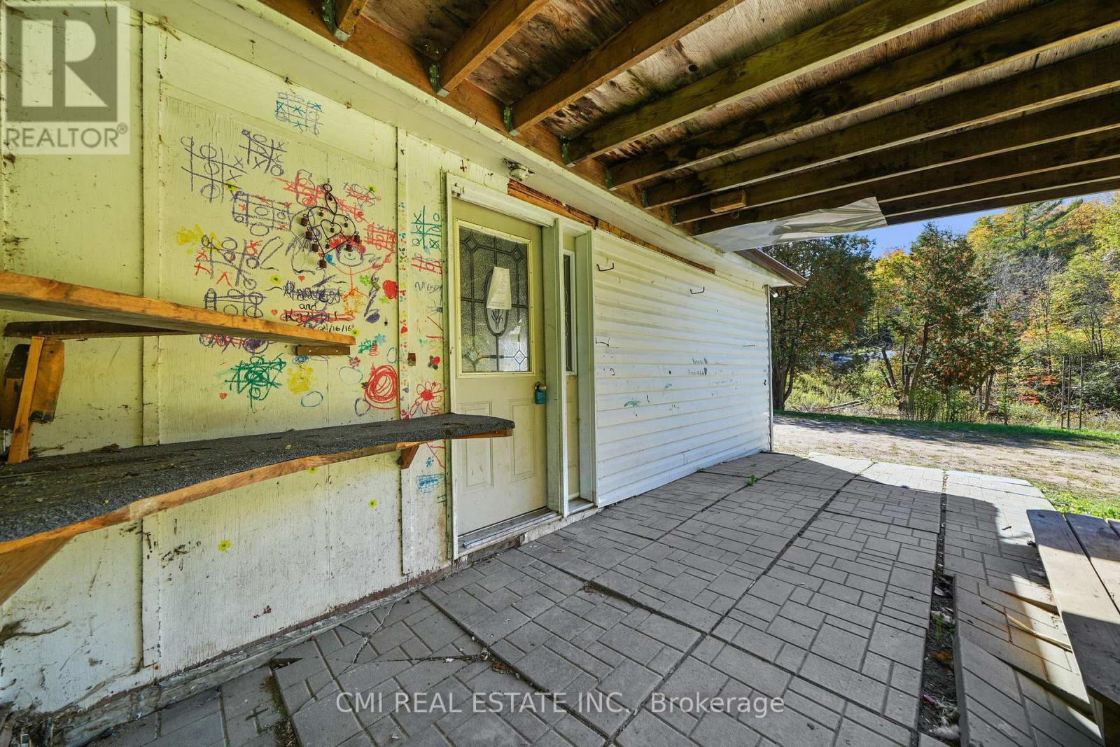 1093 South Lake Road, Minden Hills, ON -