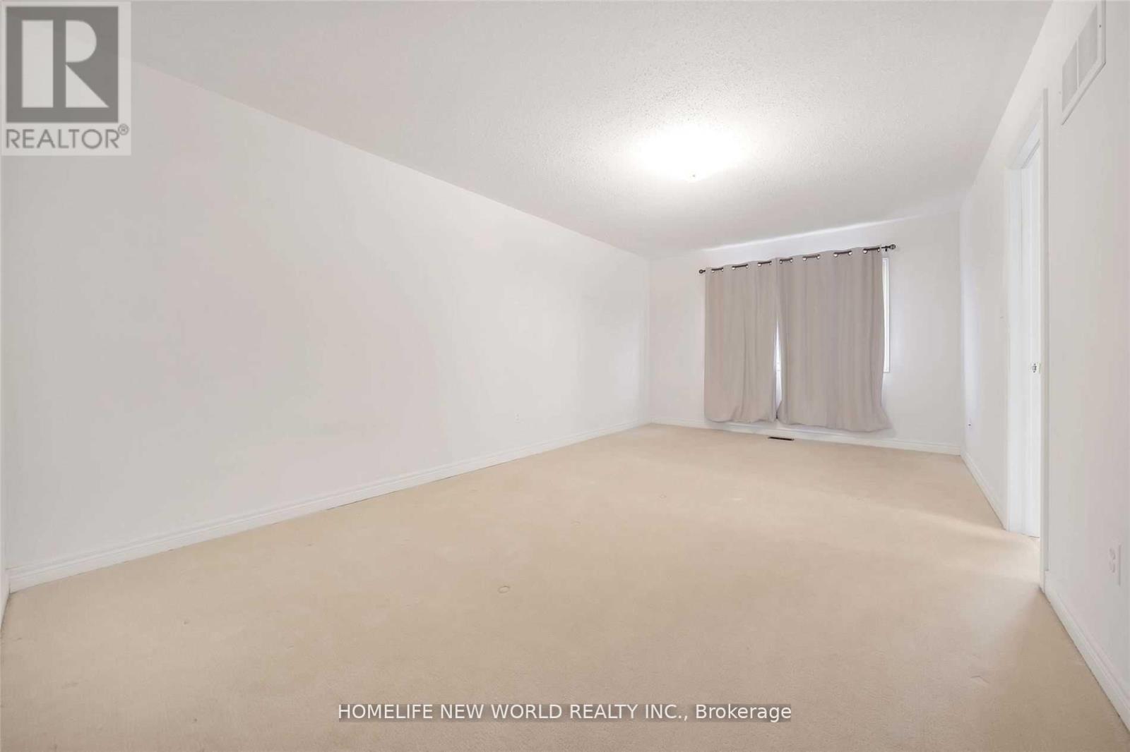 121 Christian Ritter Drive, Markham, ON - Indoor Photo Showing Other Room