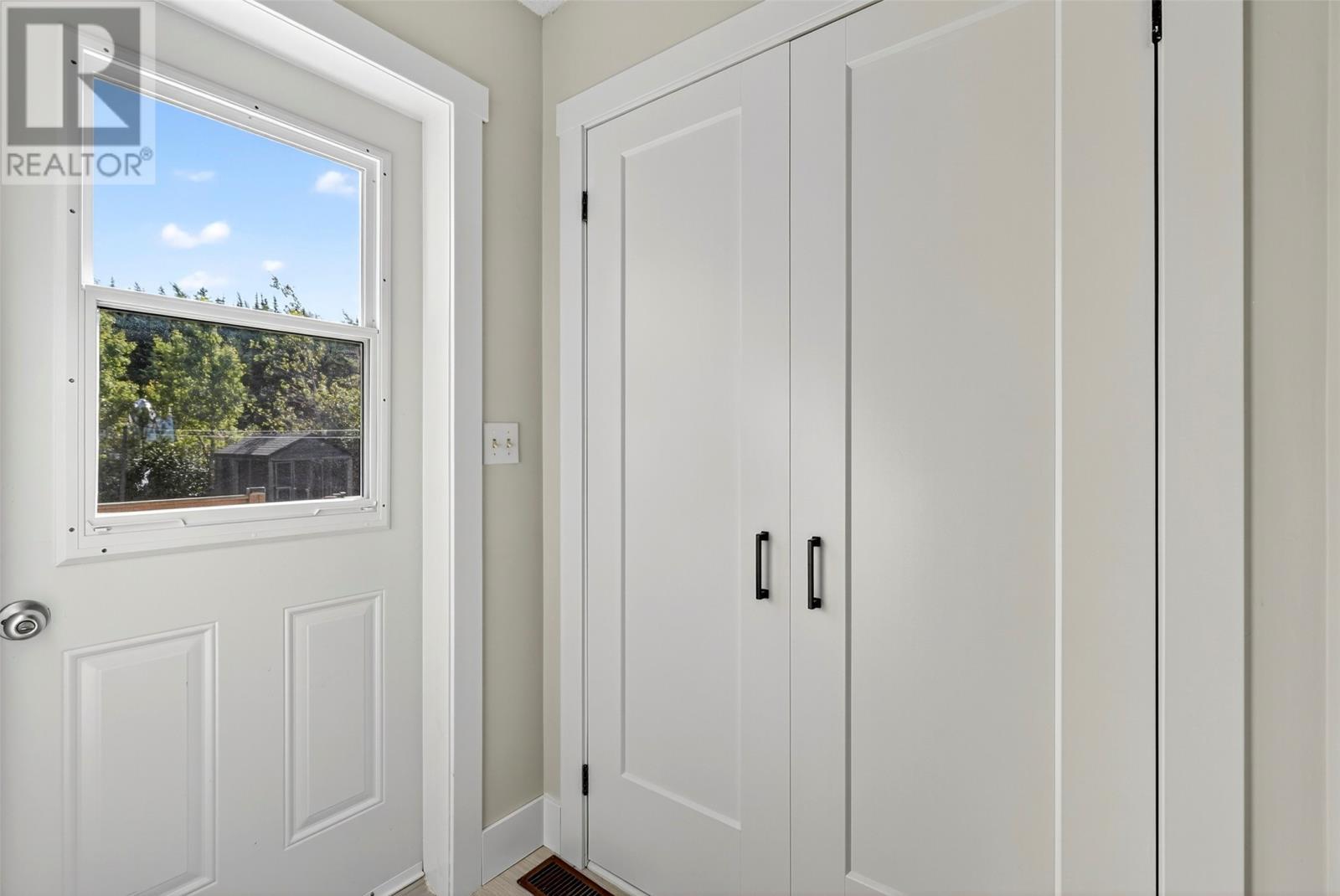 329 Main Road, Long Cove, NL - Indoor Photo Showing Other Room