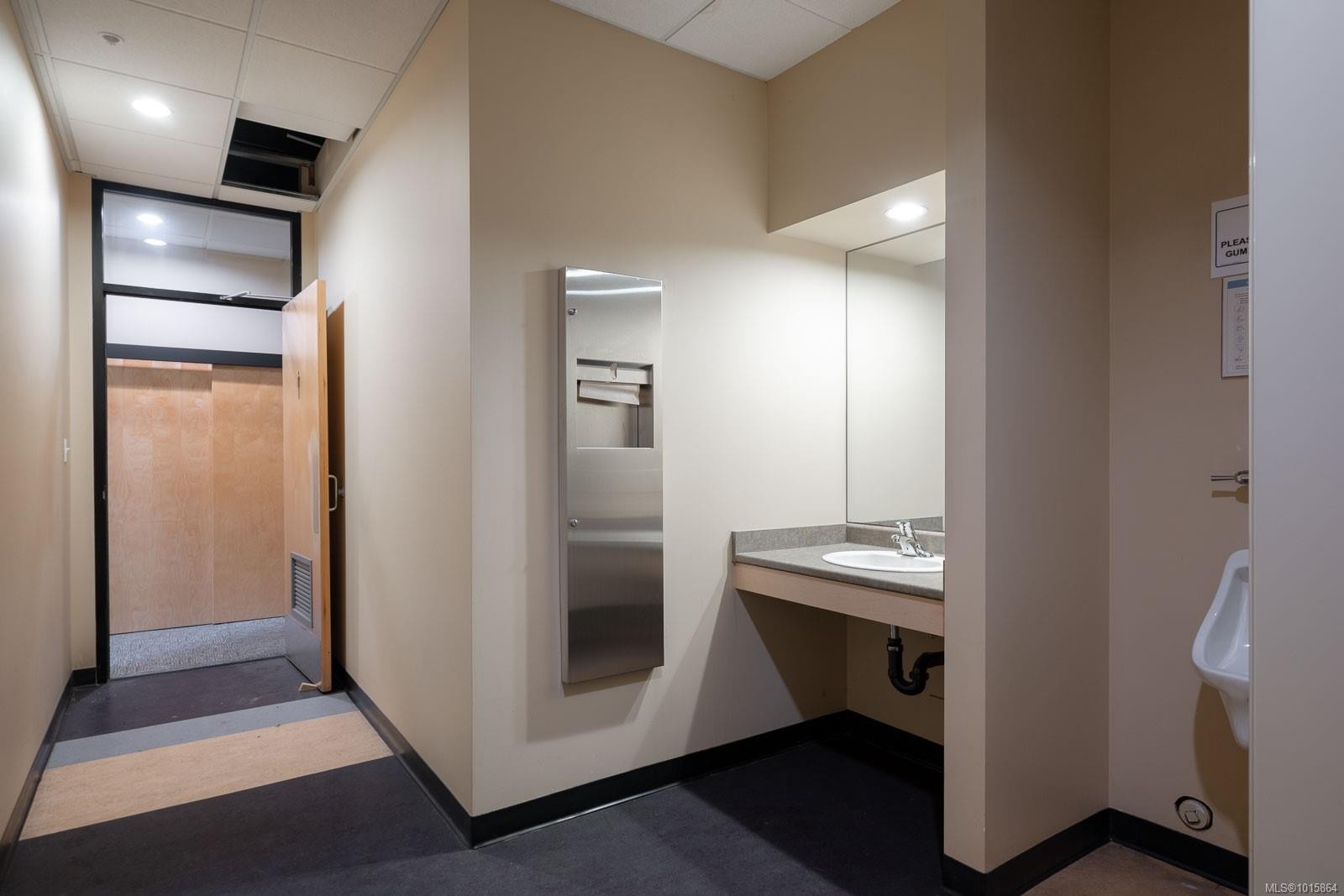 13 Victoria Cres, Nanaimo, BC