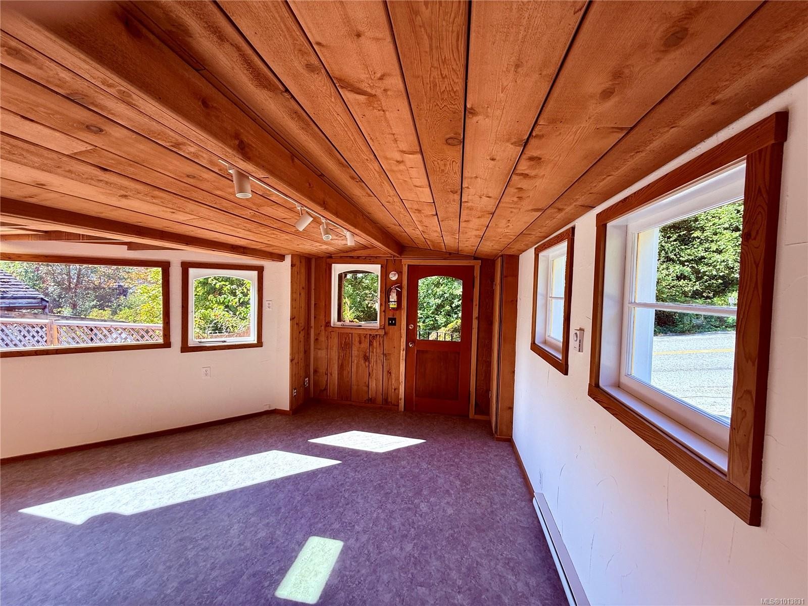 2909 Fulford-Ganges Rd Sw, Salt Spring, BC