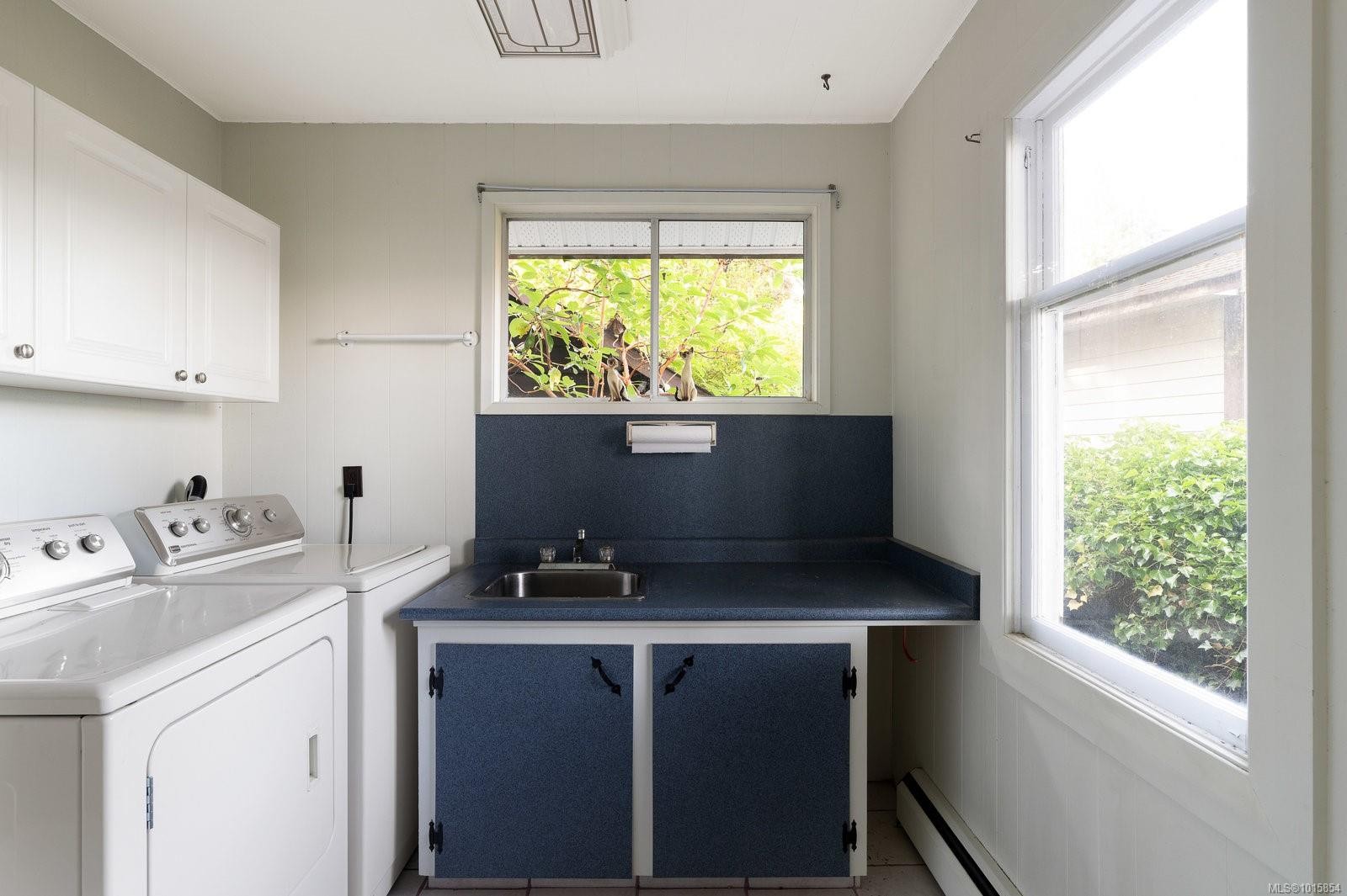 6007 Sooke Rd, Sooke, BC